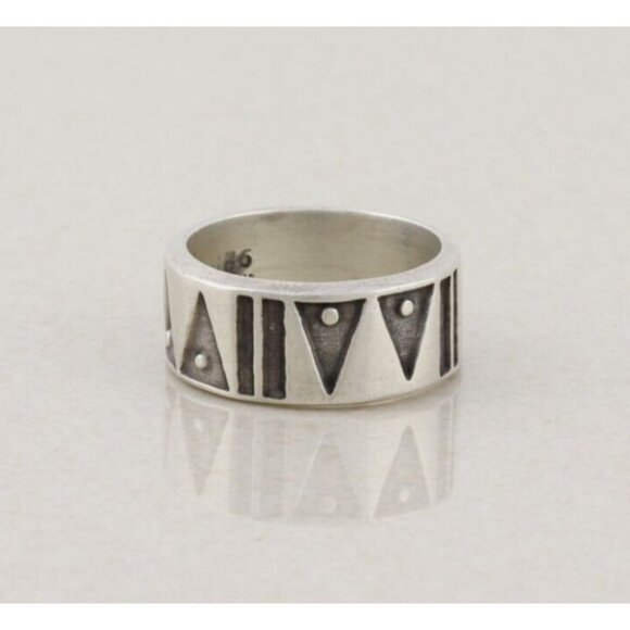 Sterling Silver Diamond Pattern Band Ring Size 5 3/4 - Picture 1 of 8